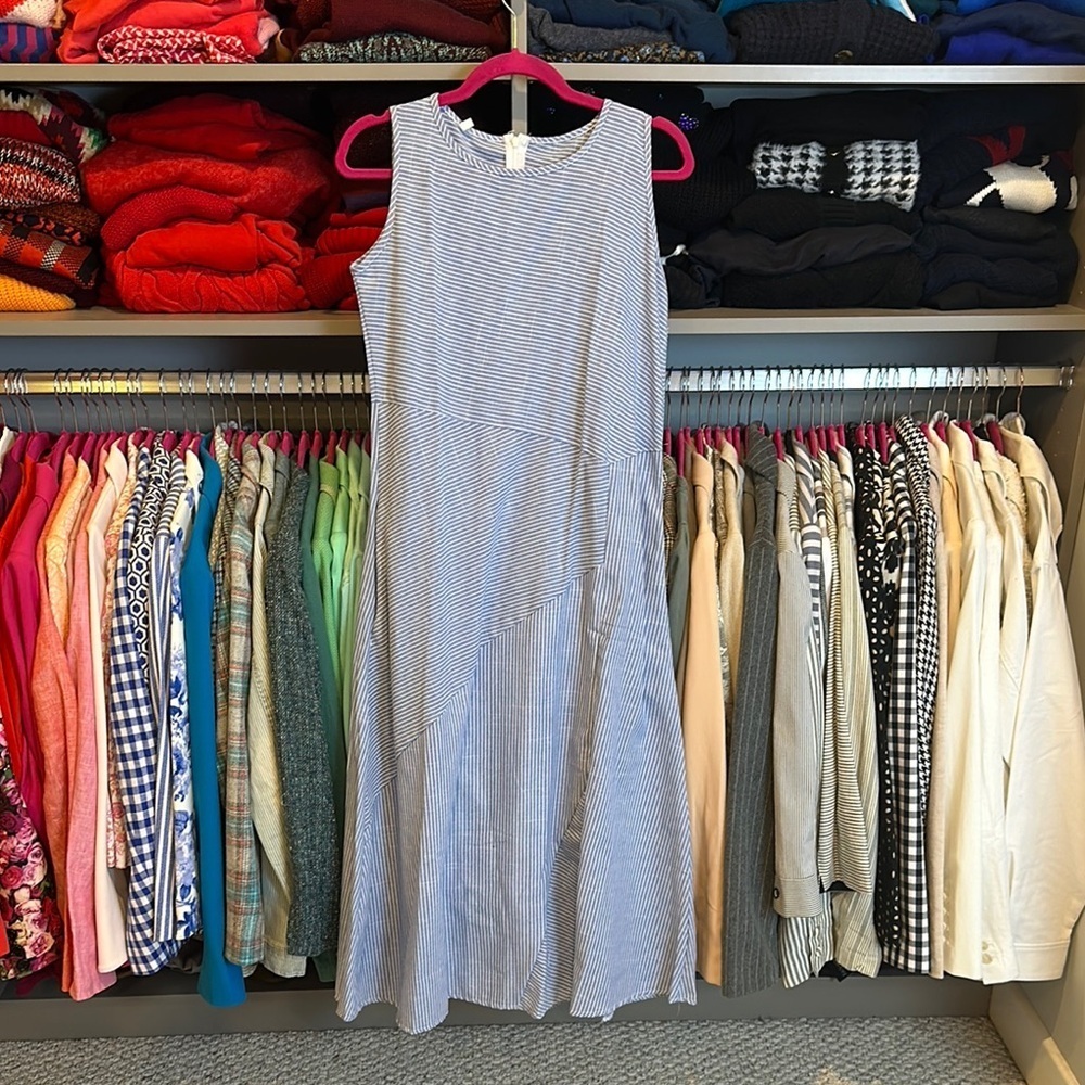 Unbranded blue/white striped 2 pocket sleeveless midi dress size S